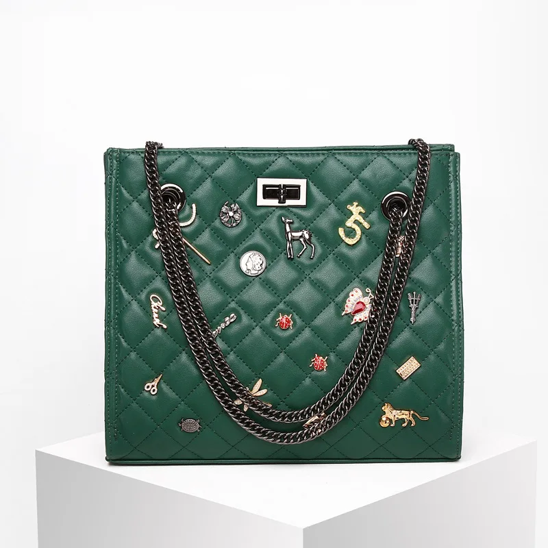 

High Quality Genuine Leather Women Shoulder Bag Diamond Hand Bags For Women 2021New Rivet Style Handbag Cow Leather Ladies Totes