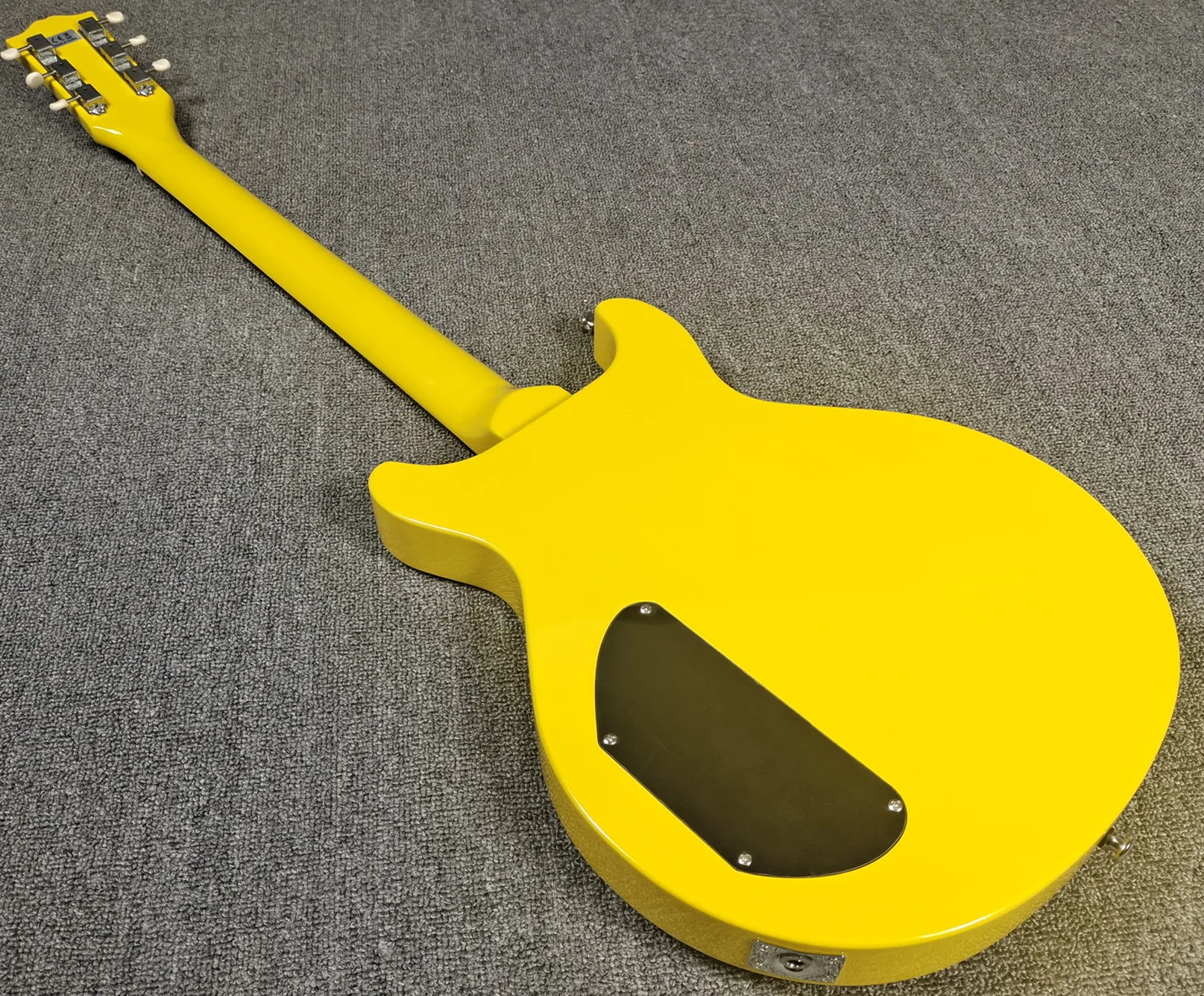 

Guitarra Elctrica personalizada,Guitarra elctrica de seis cuerdas, hardware chapado, personalizacin de fbrica, envo grat