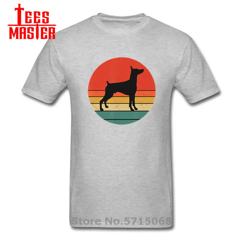 2020 Доберман в винтажном стиле Стиль Мужская футболка силуэт Ретро 70S собаки