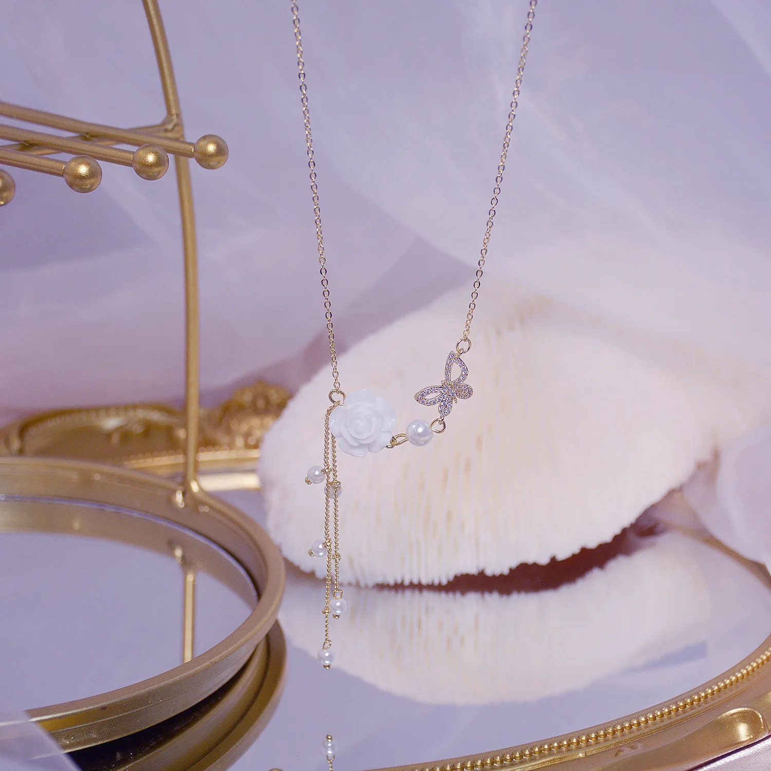 

New Arrive Luxury 14K Real Gold Asymmetric Long Pearl Flower Stud Earrings for Women Cubic Zircon ZC Weddings Earrings