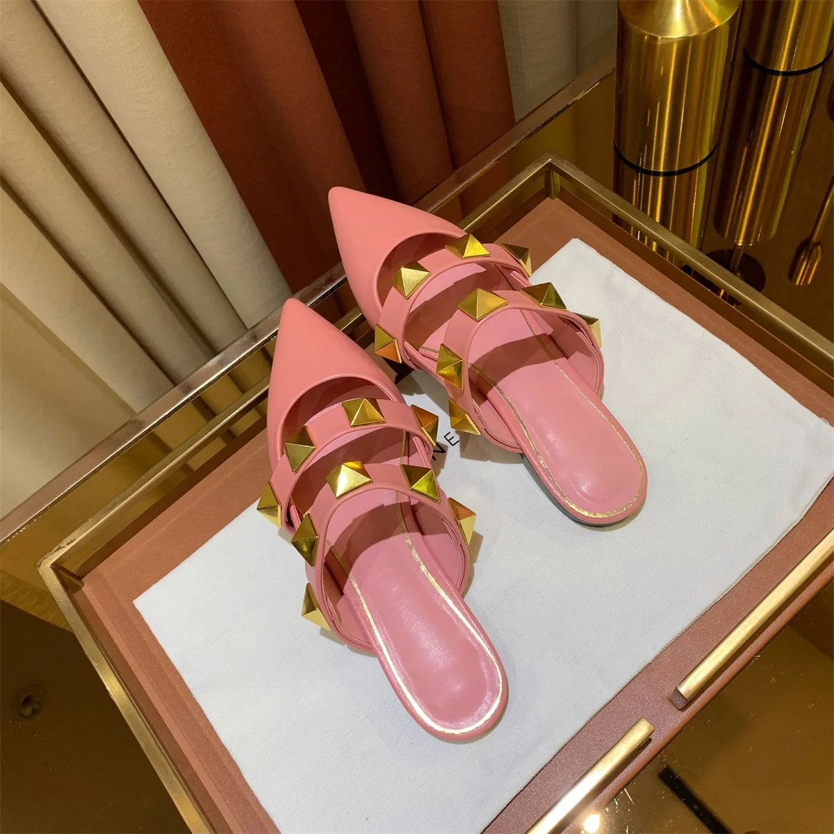 Spring Autumn New Style Rivet Pointed Toe Women Slippers Comfortable Genuine Leather Material Fashion Mules Low Heel Sandals