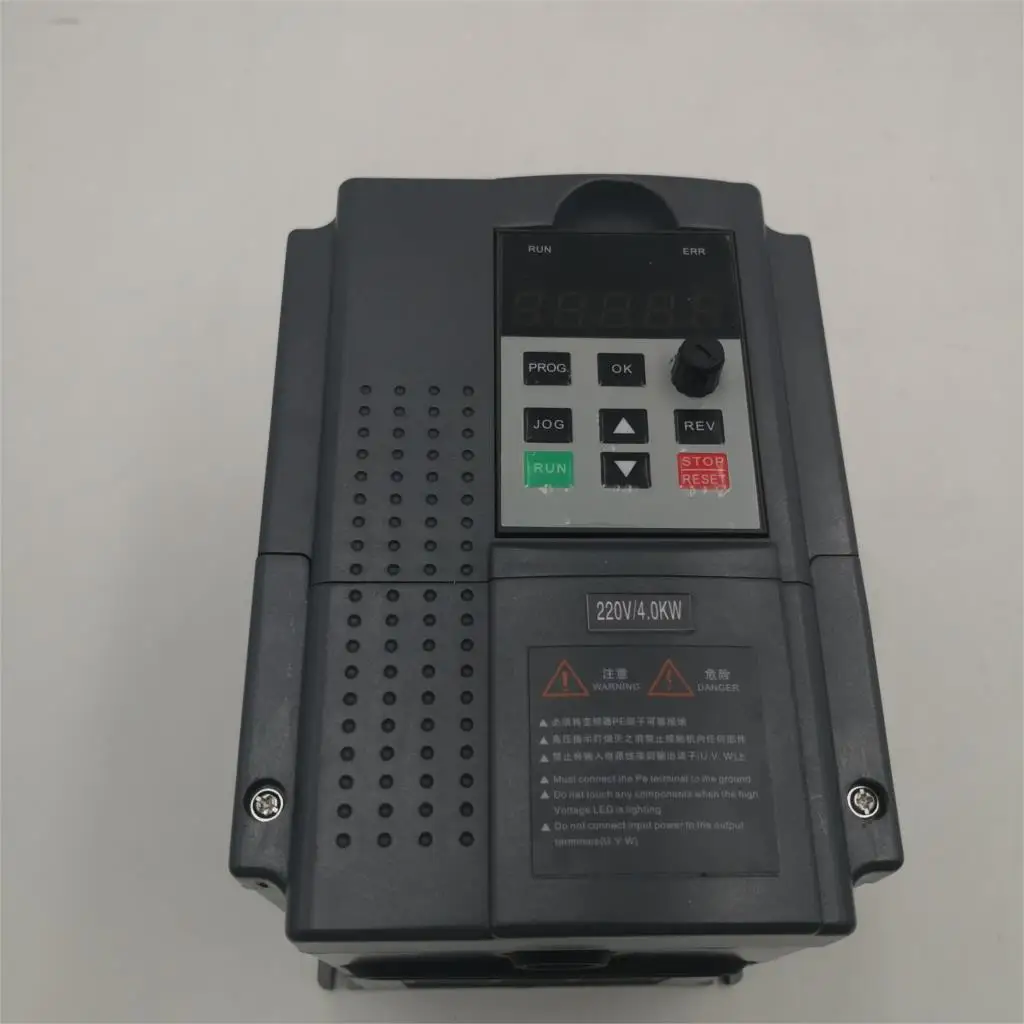 

Частотный комбо-конвертер VFD 220 В 1P-220 В 3P