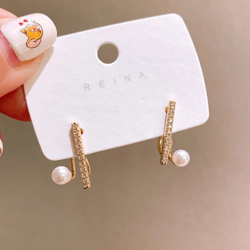 

Trendy Romantic Design, Simple and Personalized Female Earrings, Small Pearl Jewelry Earrings, Female Wholesale