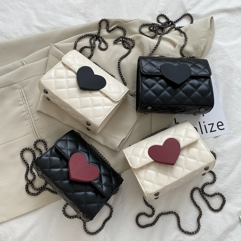 

Маленькие сумки через плечо с заклепками и цепочкой для женщин, сумка-мессенджер через плечо, роскошные женские сумки