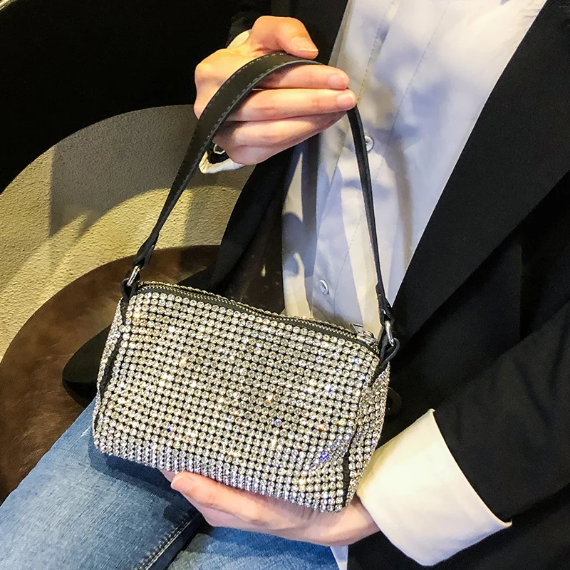 Сумка на плечо женская с кристаллами винтажная вечерняя сумочка со стразами