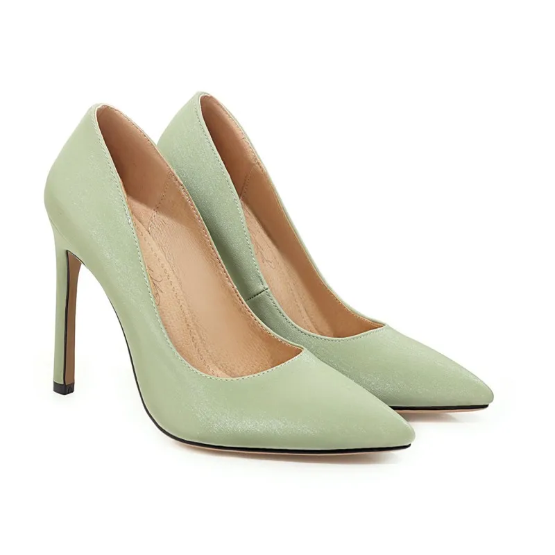 

Women's Shoes