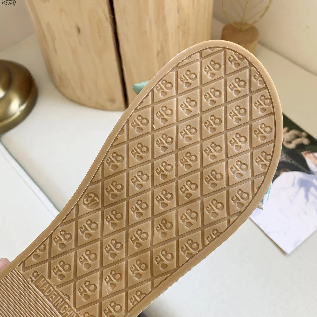 

New Summer Women's Sandals Fashion Fringe Leopard Shoes Casual Flat Bottom Open-toed Outdoor Female Sandals Plus Size 34-43 2020