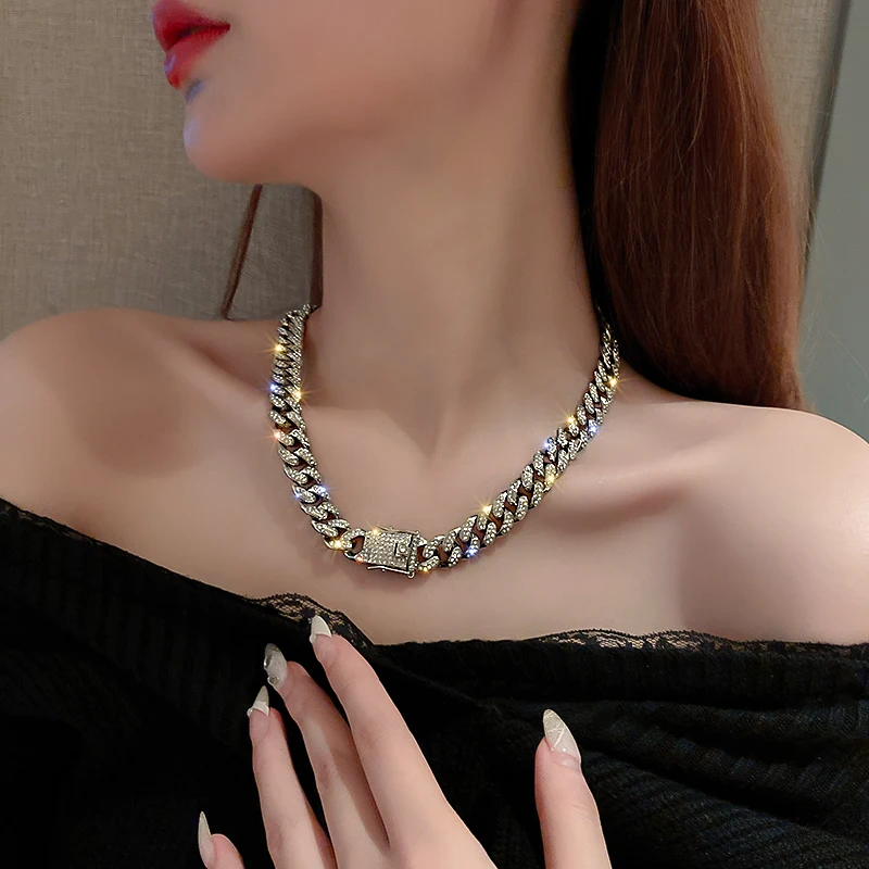 

Thick necklace Cuban chain full of European and American hip hop copper jewelry