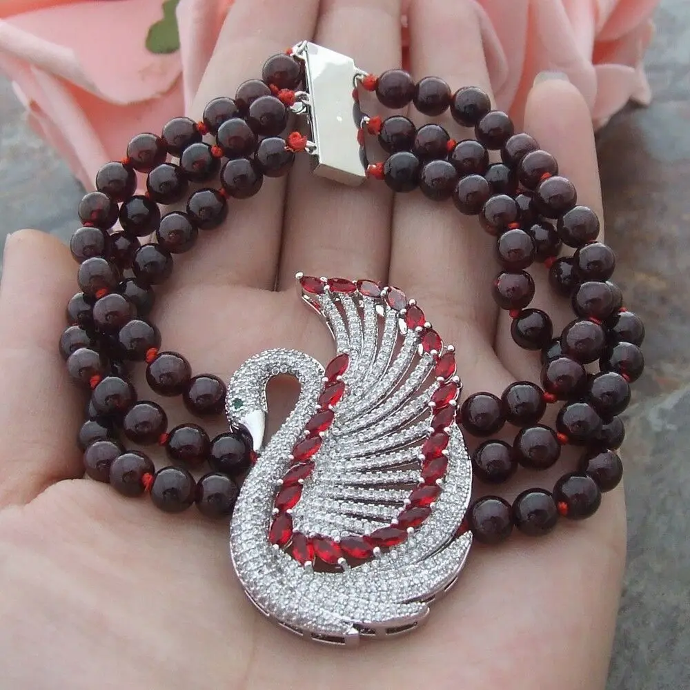 Гранат браслет с фигуркой лебедя, 8 дюймов, 3 нити, Круглый, 6 мм