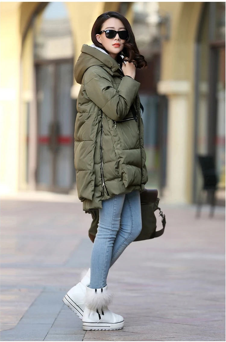 Женская зимняя куртка на утином пуху с капюшоном размеры до XL | одежда