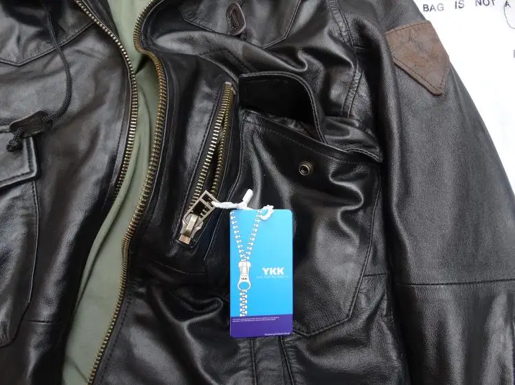 Мужская куртка из натуральной овечьей кожи черная классическая пилота в стиле