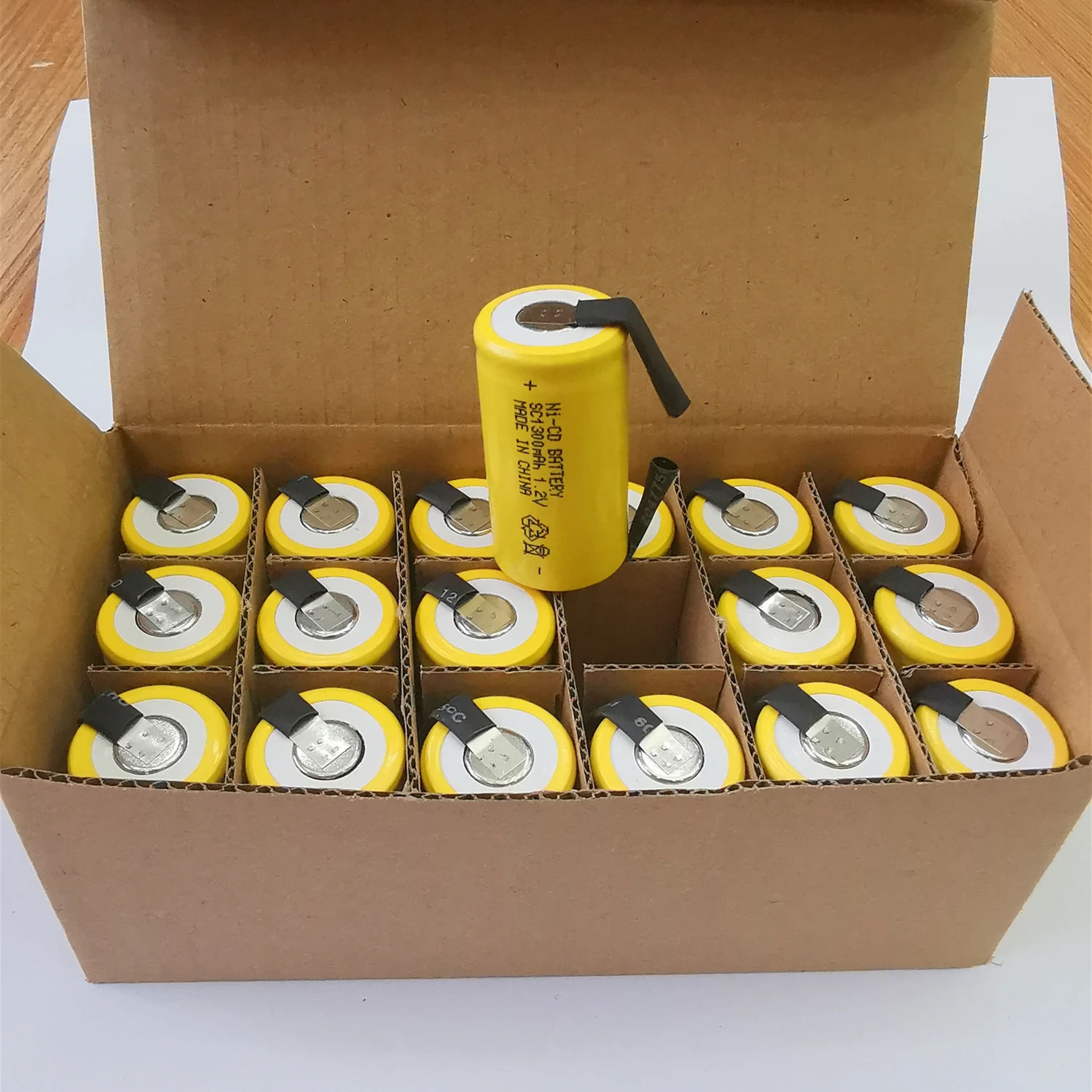 Истинная емкость 18 шт. Ni CD SC1300mAh с вкладками батарея высокой мощности 10C 1 2 V