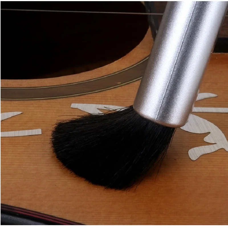 Щетка для чистки музыкальных инструментов укулеле гитары щетка пыли выдвижная |