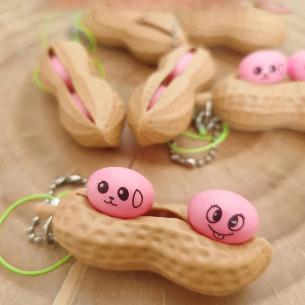 

5pcs Simulation Peanut Squeeze Creative Peanut Design Key Ring Venting