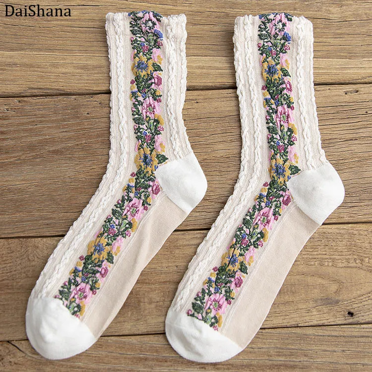 White DaiShana, новинка, модные женские носки, теплые и милые, европейские, национальные, ветрозащитные, осенние и зимние, женские, хлопковые, Mujer носки - Цвет: White
