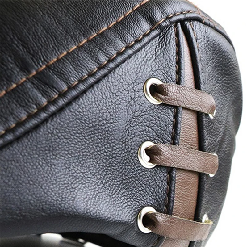 Кепка из искусственной кожи ветрозащитная с боковыми ремешками | Аксессуары для