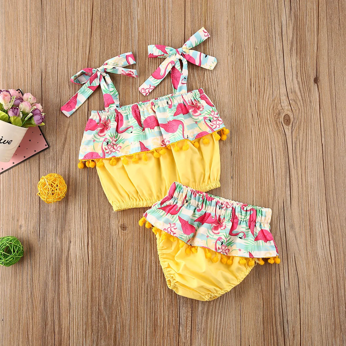 Летняя одежда для маленьких девочек 2 шт. модный кроп топ с помпонами и ремешками +