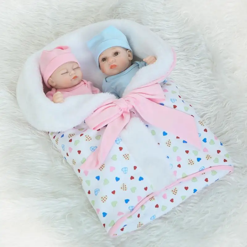 

10 Inches 26cm Soft Silicone Reborn Toddler Doll Lifelike Doll Realistic Baby doll Birthday Christmas Gift for Children