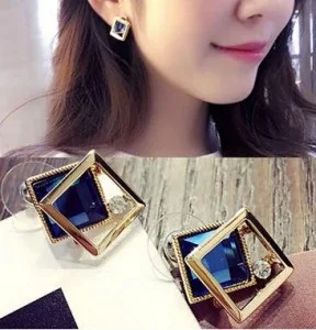 Новая мода 3 цвета квадратные хрустальные серьги-гвоздики с драгоценными камнями