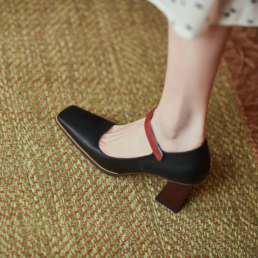 

QUTAA 2021 Women Pumps Square Toe Hook&Loop Fashion Ladies Shoes Spring Autumn Genuine Leather Square High Heels Size 34-43