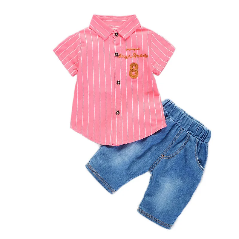 Летняя одежда для маленьких мальчиков модная футболка с принтом в Корейском