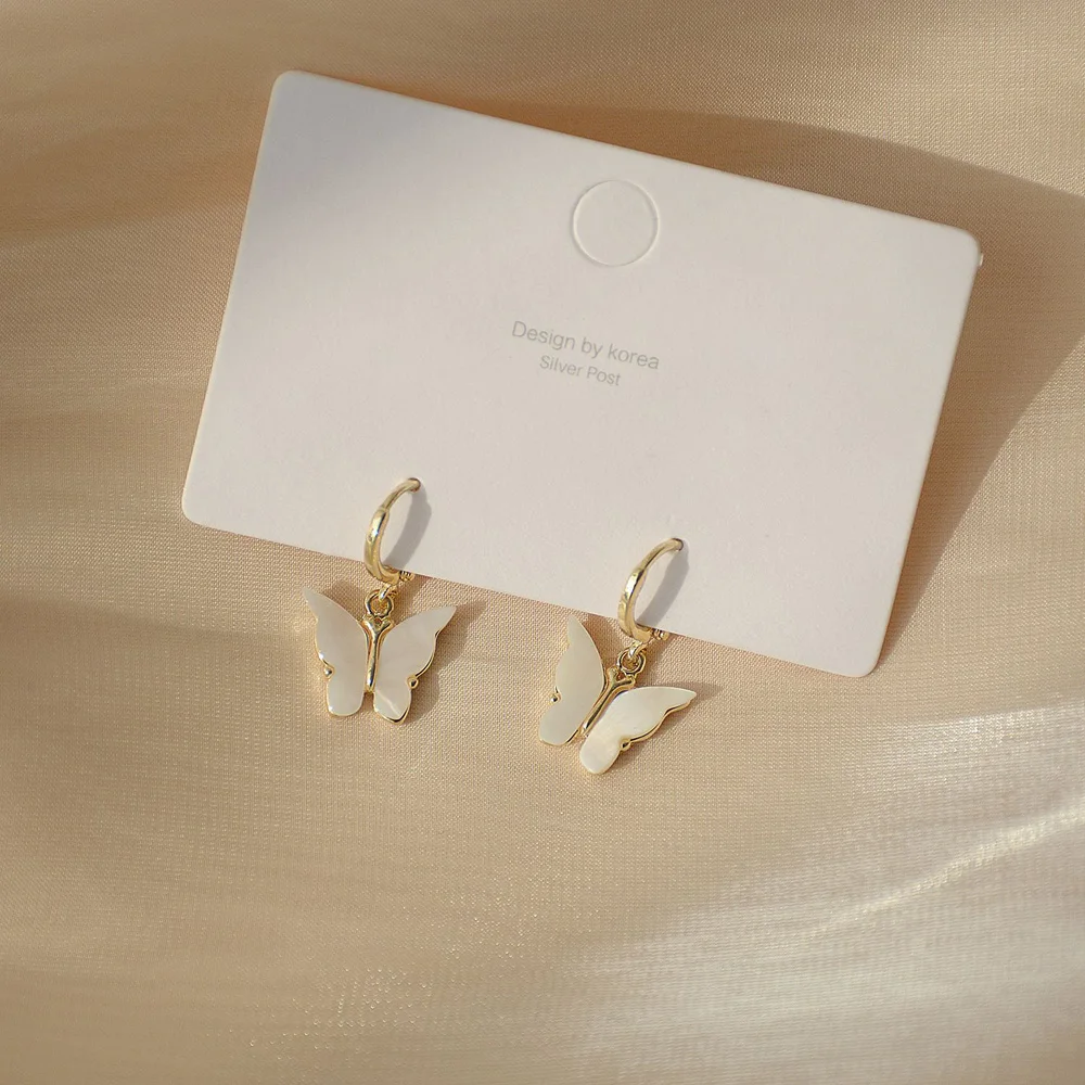 

2021 New Simple White Shell Butterfly Earrings for Women Fashion Stud Earring Jewelry Birthday Gifts