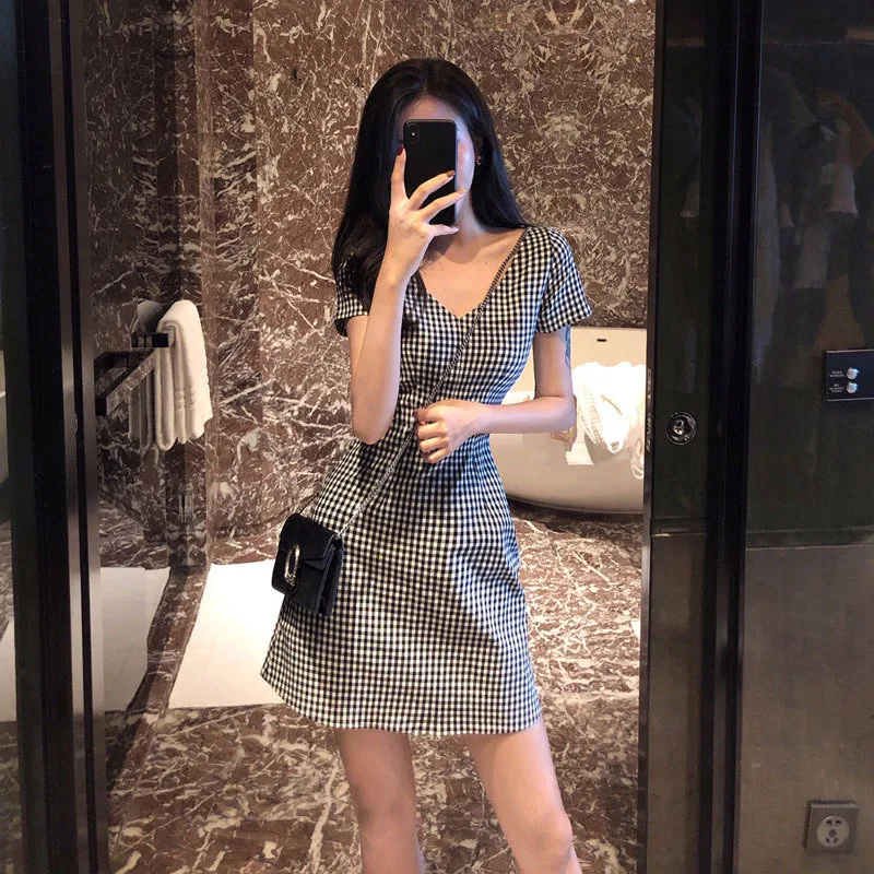 

Light Summer Korean Fashion Casual Mini Plaid Dress For Women 2021 Sexy Bodycon Office Ladies Dresses Short Sleeve Clothes 2XL