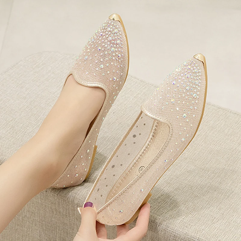 

Crystal Breathable mesh metal pointed toe ballet flats woman fairy slip on rhinestone moccasins shoes women zapatos de mujer2020