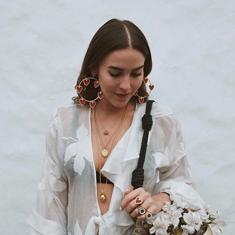 Женские массивные серьги с эмалью большие серьги-петли золотистыми краями и