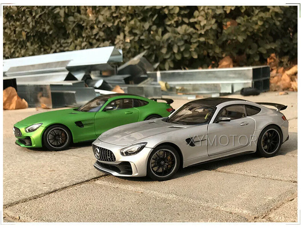 

Almost Real AR 1:18 For Mercedes Maybach Benz AMG GTR 2017 Diecast Model Car Gifts Collection Black/Silver/Green Metal Plastic