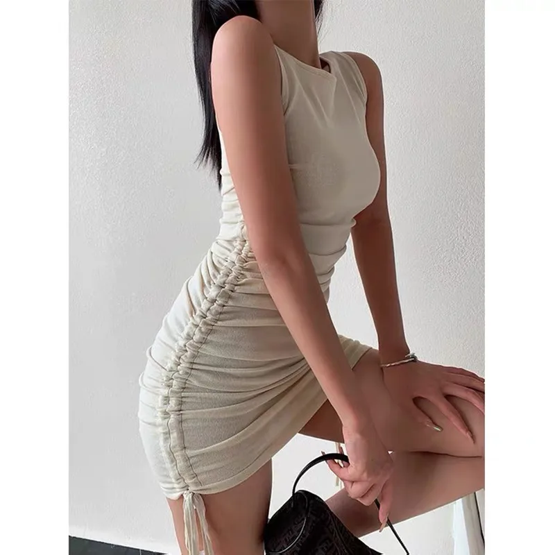 

Round neck sleeveless slim knit dress women summer fashion drawstring drawstring design sexy bag hip mini dress club