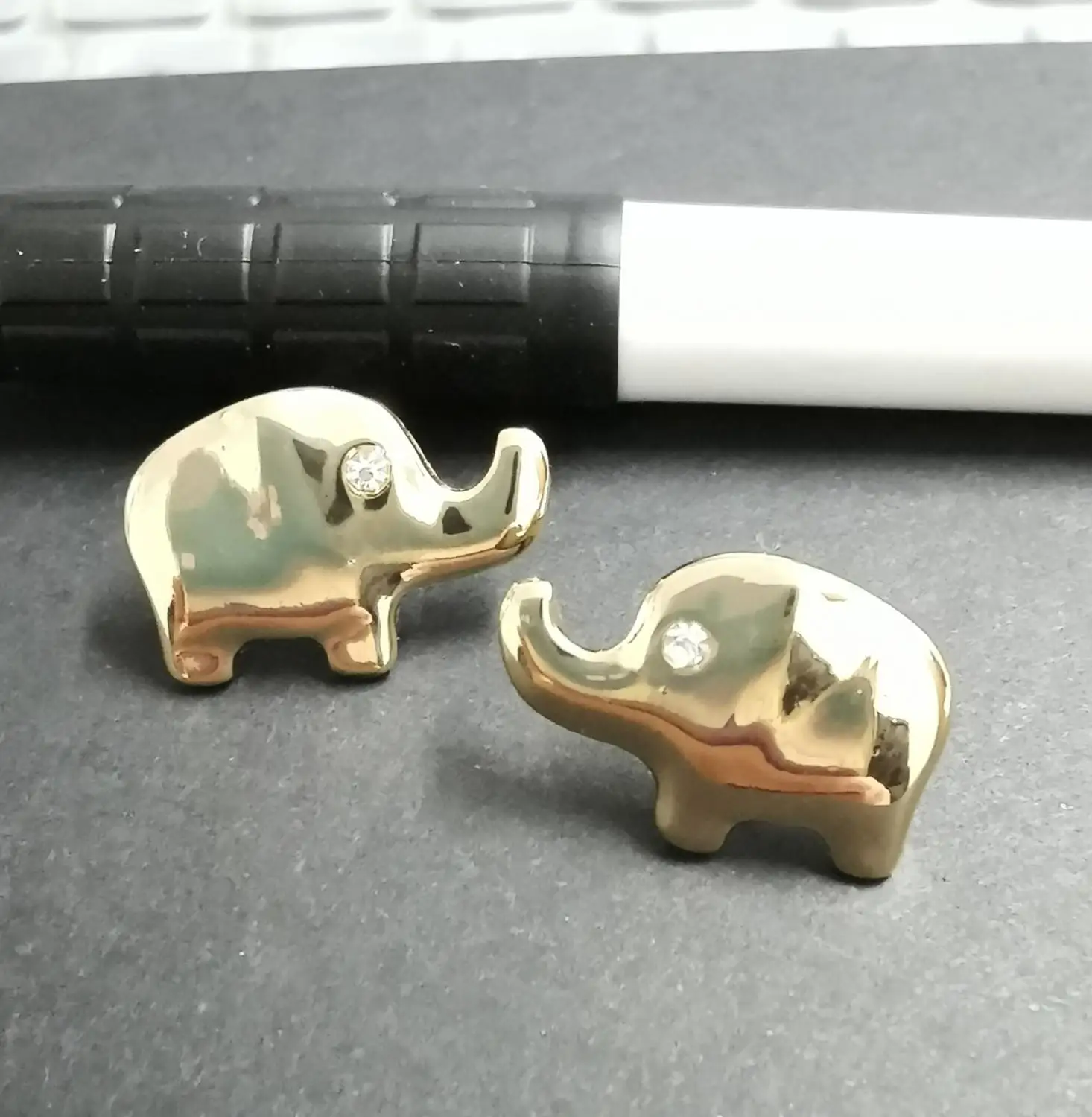 Новое поступление модные ювелирные серьги милые золотые Слоник трендовые |