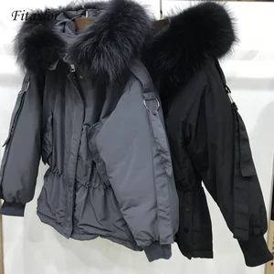 Fitaylor Женская куртка на белом утином пуху, с капюшоном и большим натуральным мехом енота, свободная парка средней длины, зима 2019