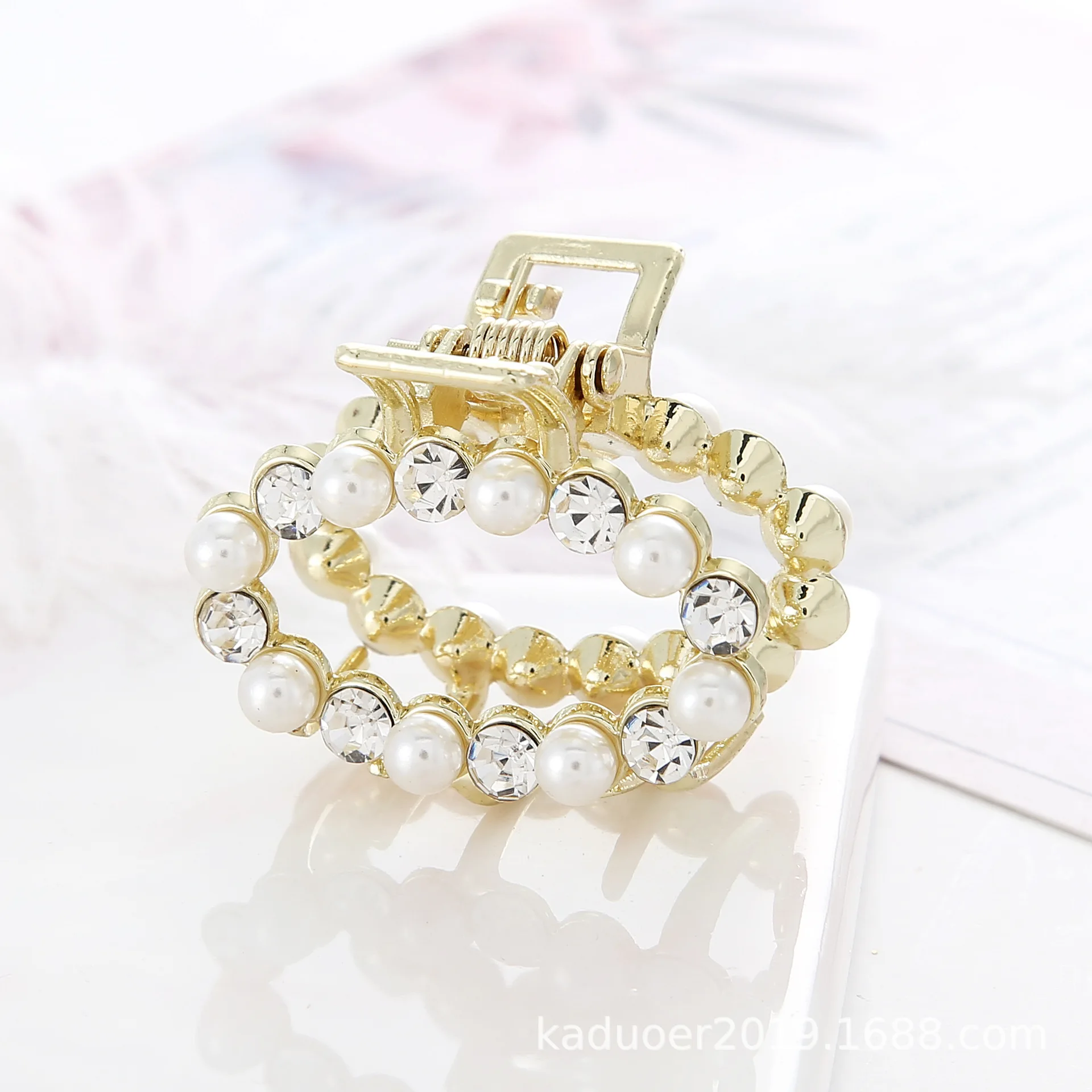 Fashion Girl Hair Claw Geometric Imitation Pearl Hairpin Crab Retro Oval Shape Clips Rhinestone Accessories For Women | Украшения и