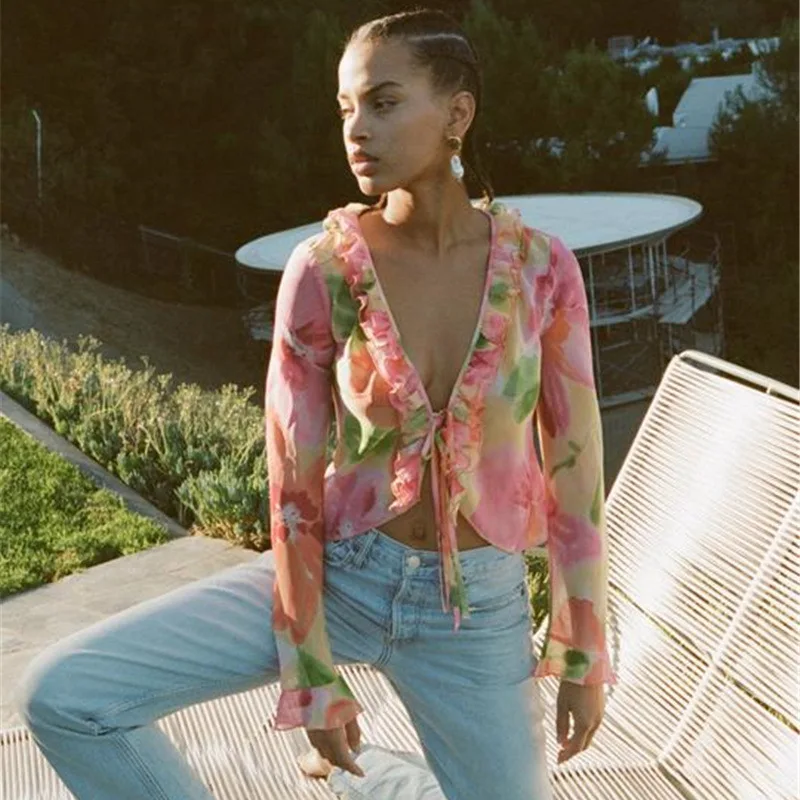 

Shirts & Blouses