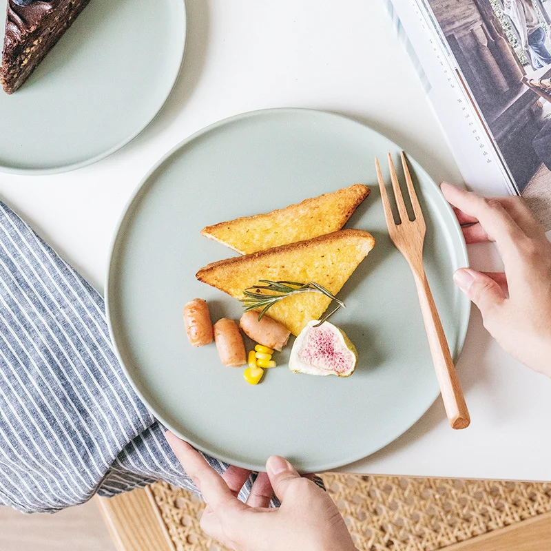 

Керамическая тарелка для стейков в скандинавском стиле, домашняя тарелка, креативная тарелка для фруктов, десертная посуда, блюда для стейк...