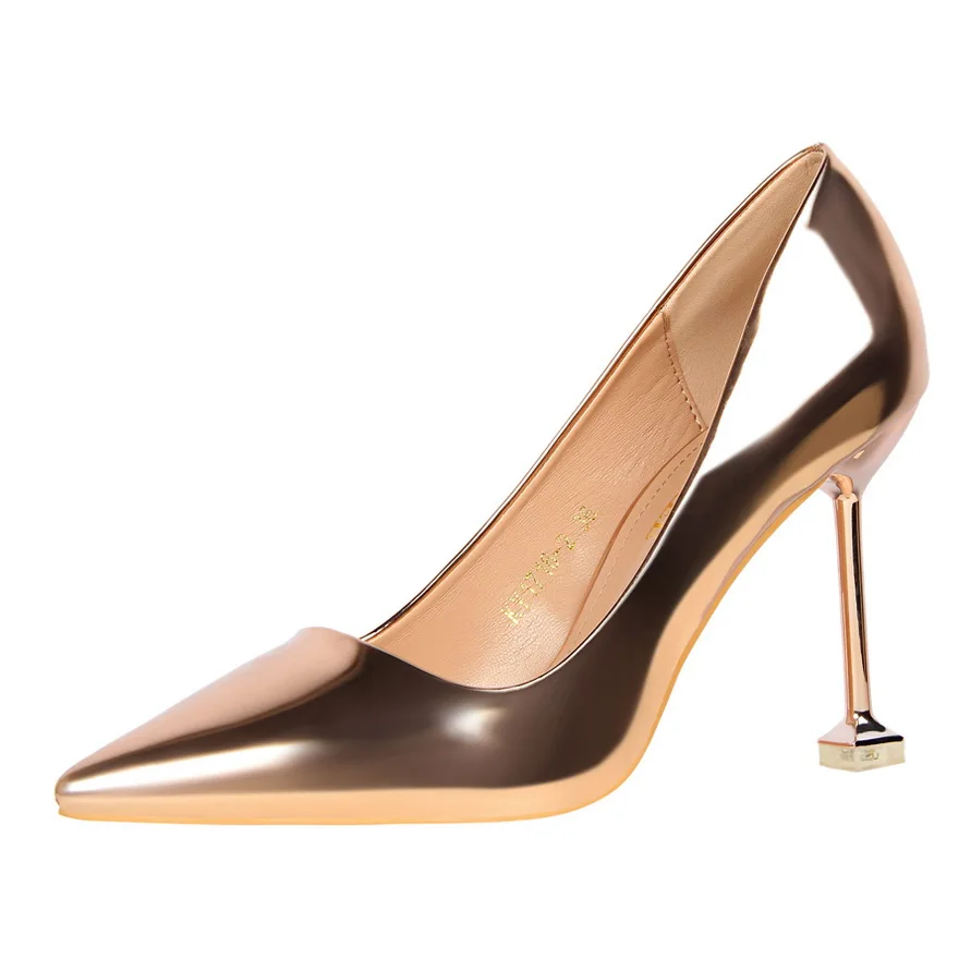 2020 новые женские туфли на высоких каблуках с металлической цвет золотой