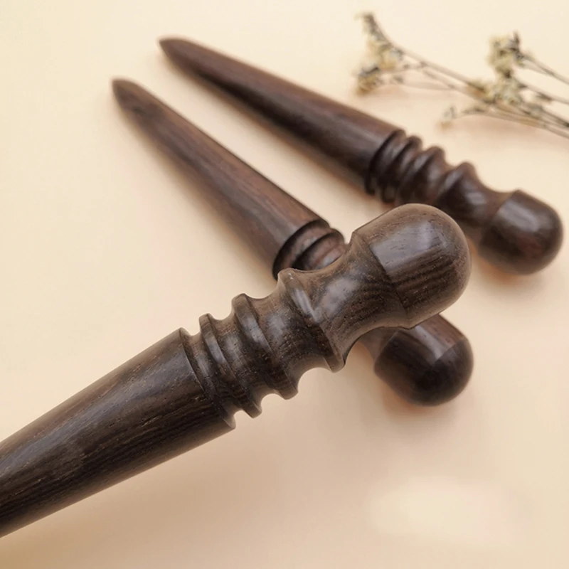 Три части сандалового дерева полированный круглый деревянный брусок Обрезка