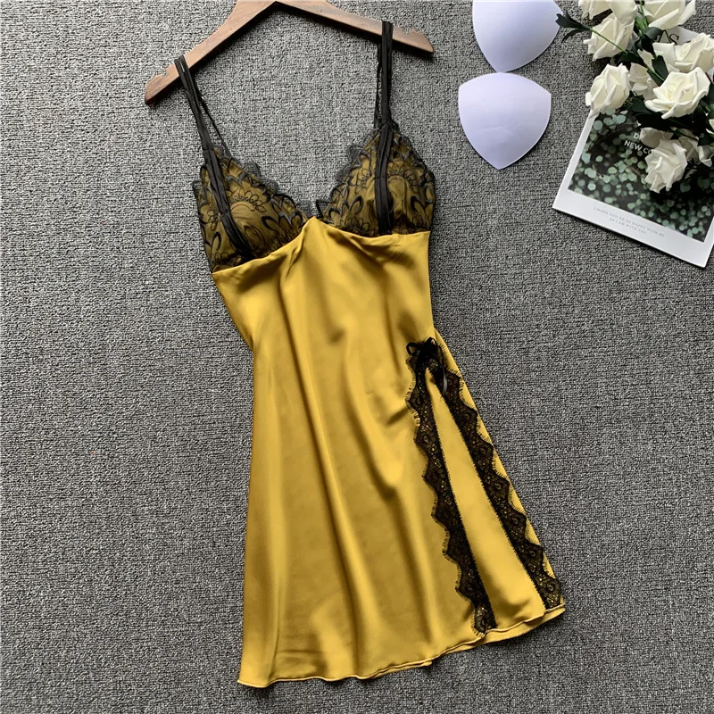 

Women Nightgowns Sexy Lace Satin Sleepwear V-neck Nightdress With Chest Pads Homewear Summer Thin Backless Lounge Soft Nightwear