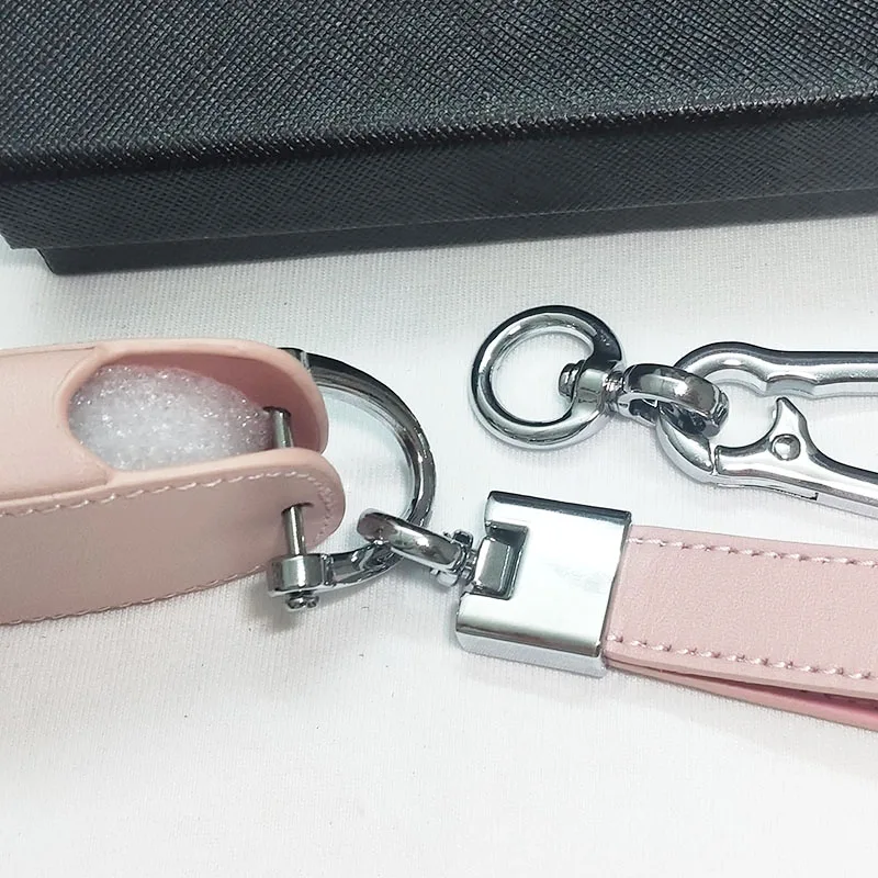 

Leather car key case key cover for Changan CS75 EADO CS35 RAETON CS15 V3 V5 V7 2018 Key smart key case Accessories