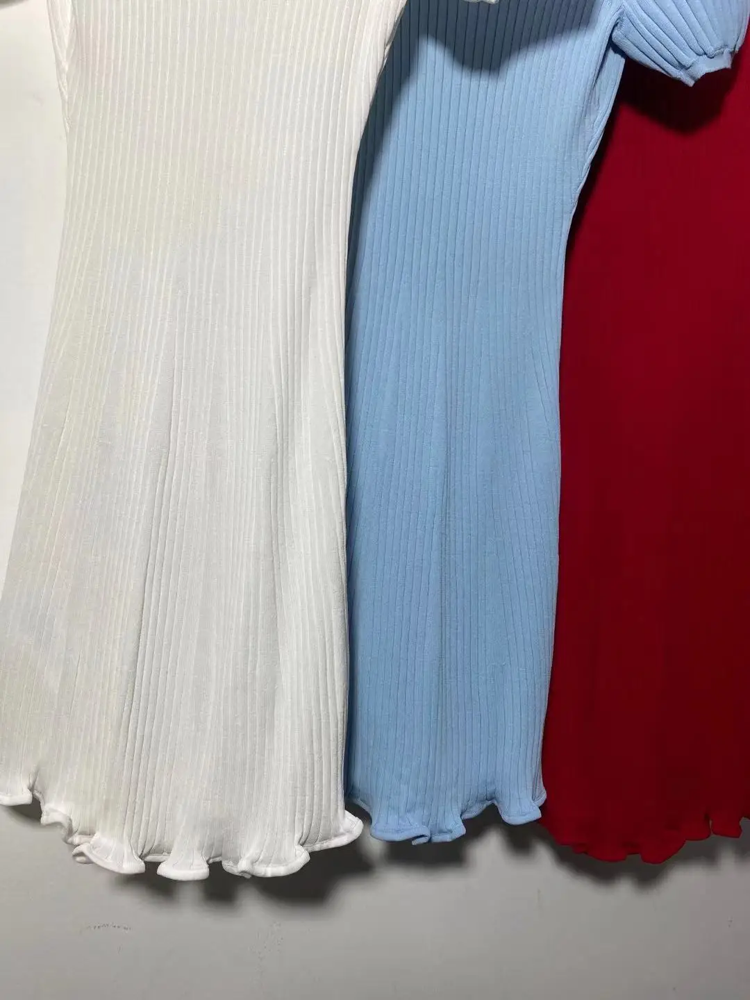 

2021 Summer Dress for Women Turn-Down Collar Slim Waist Knit Mini Dress Ladies Short-Sleeved Short Dress with Buttons