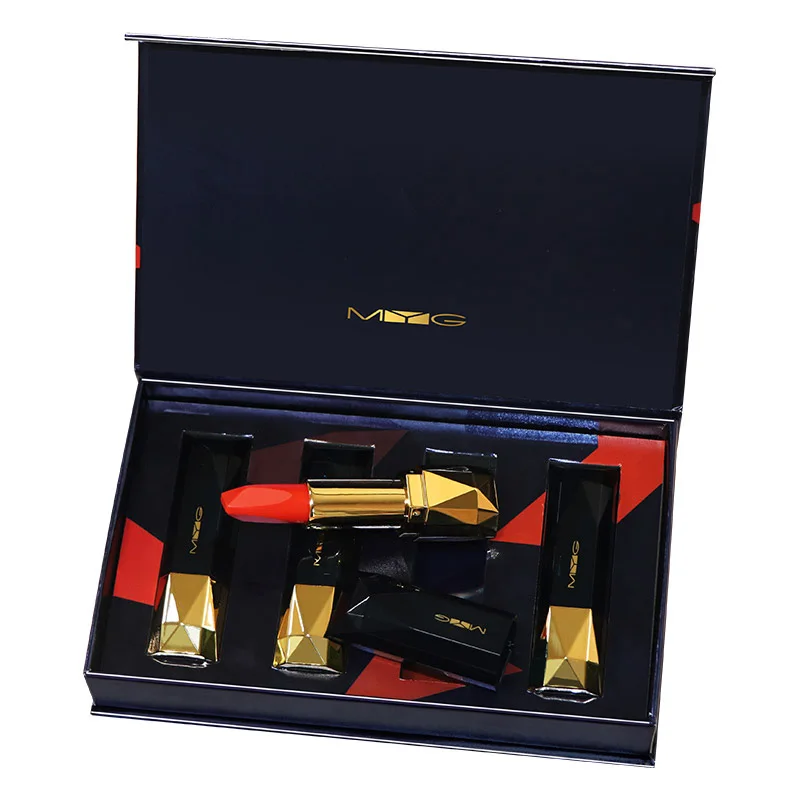 

MYG Diamond Lipstick Suit 4 Colors Nourishing Gleam Lip Stick Makeup Waterproof Moisturizer Soft Lips Makeup Set Nice Gift