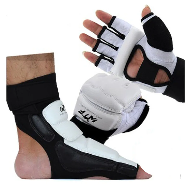

Gym Equipment Weightlifting Taekwondo Gloves Handguard Foot Guard Bare Feet Sanda Boxing Competition Suit Sandbag Gloves