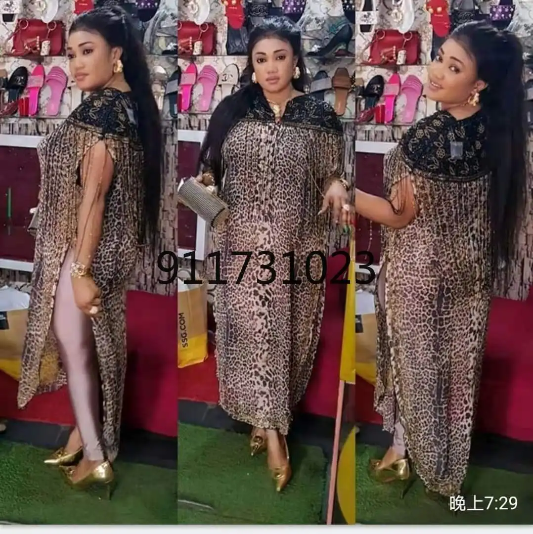 Комплект брюк с V-образным вырезом и коротким рукавом | Тематическая одежда