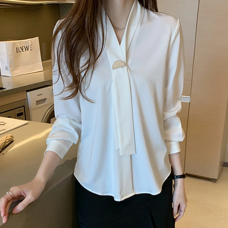 

Women V-neck Pullover White Shirt Autumn Long Sleeve Plus Size Blouse Women Office Lady Blouses Women Casual Tops Blusas 11054
