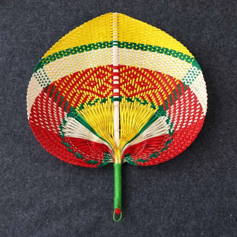 

Hand-made Bamboo Fan Handicraft Home Decoration Hand-cranked Chinese Style Portable and Exquisite Gifts In A Variety of Colors