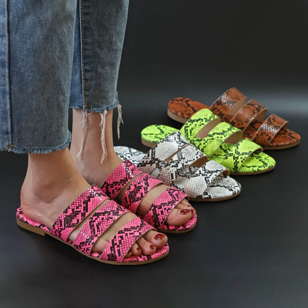 Модные женские шлепанцы с леопардовым принтом Летняя обувь на плоской подошве