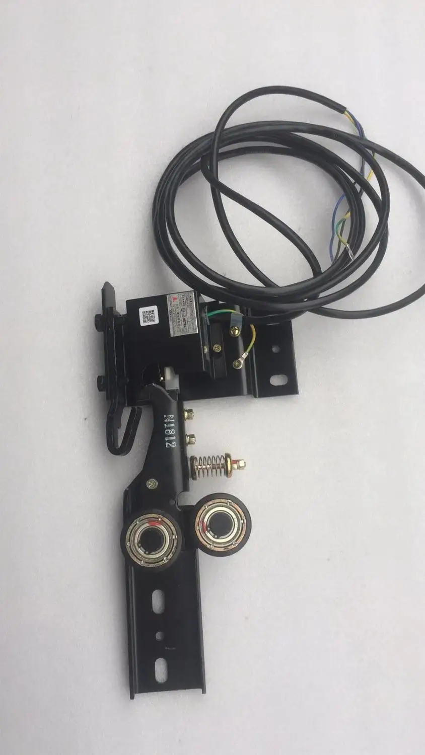 

Elevator door parts lock hook device Mitsubishi Elevator Accessories