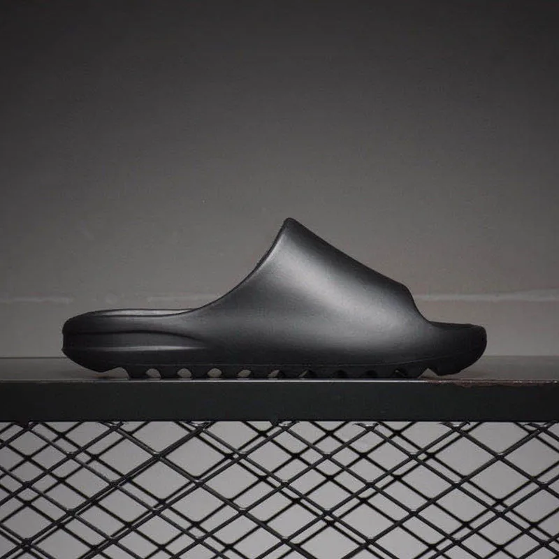 

Summer Women Slides Top Quality Kanye Beach Slides Fashion Fish Mouth Flip Flops Mens Sandals West Slide Bone White Yeez Slipper