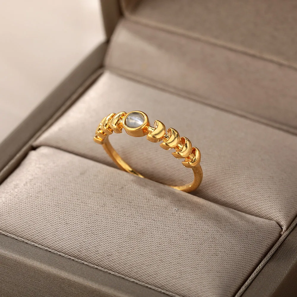 

Vintage Opal Crescent Moon Rings For Women Stainless Steel Opal Moon Ring Aesthetic Engagement Wedding Jewelry Gift Wholesale